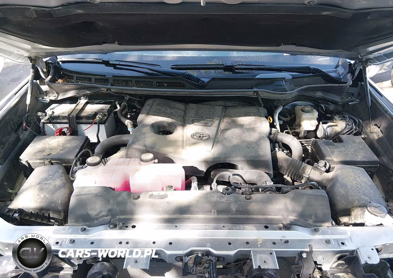 2022 Toyota Tundra Platinum VIN:5TFNA5EC8NX009868 - 10