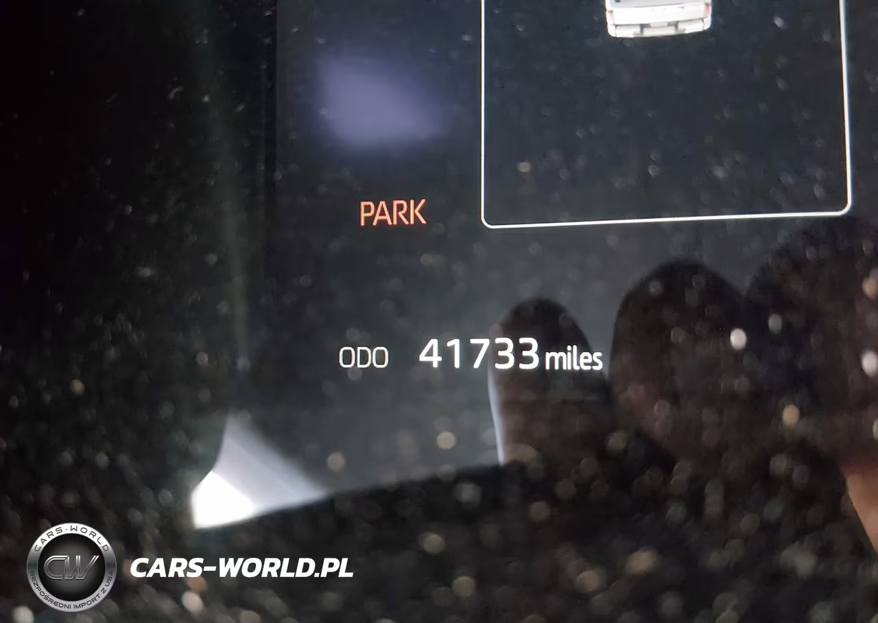 2022 Toyota Tundra Platinum VIN:5TFNA5EC8NX009868 - 16