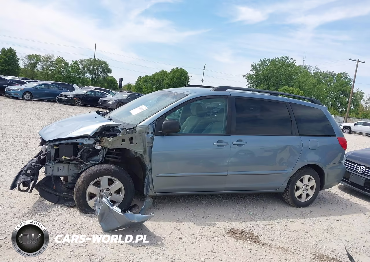 2010 Toyota Sienna Le VIN:5TDKK4CC0AS313032 - 15