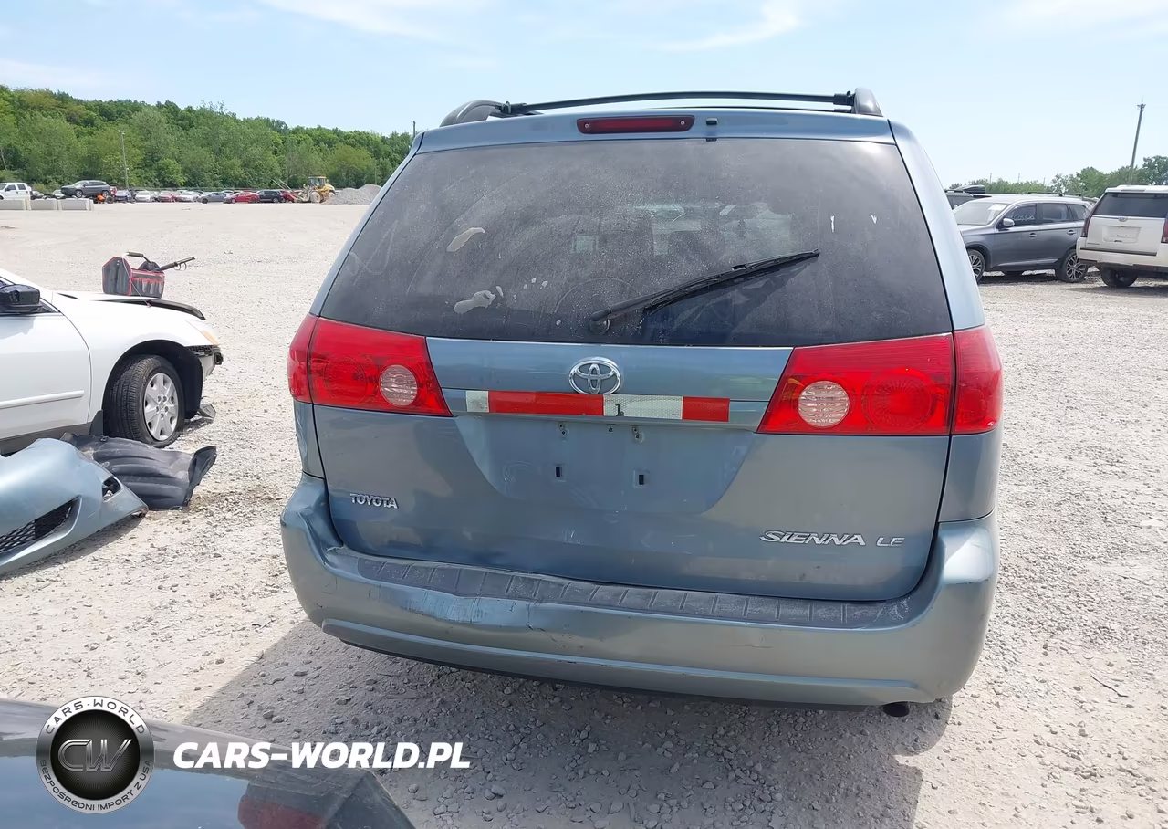 2010 Toyota Sienna Le VIN:5TDKK4CC0AS313032 - 17