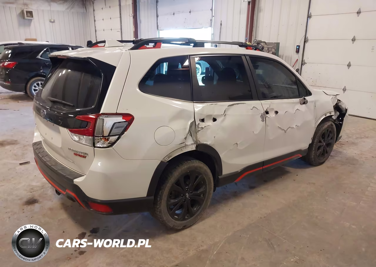2019 Subaru Forester Sport VIN:JF2SKAJC6KH422345 - 4
