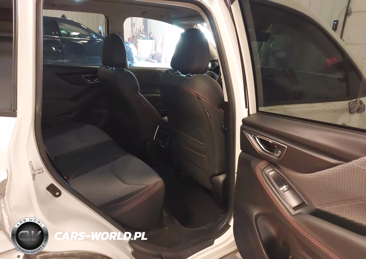 2019 Subaru Forester Sport VIN:JF2SKAJC6KH422345 - 8