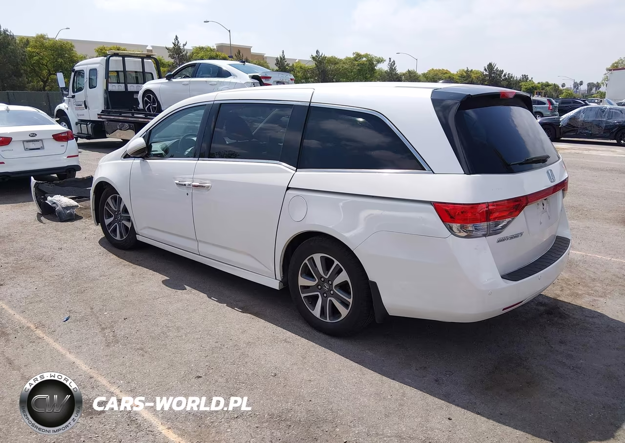 2014 Honda Odyssey Touring-Touring Elite VIN:5FNRL5H94EB098960 - 3