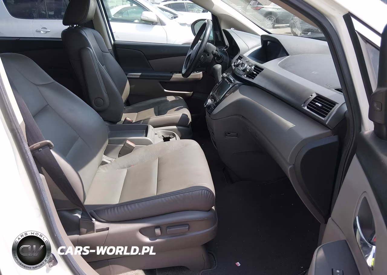 2014 Honda Odyssey Touring-Touring Elite VIN:5FNRL5H94EB098960 - 5