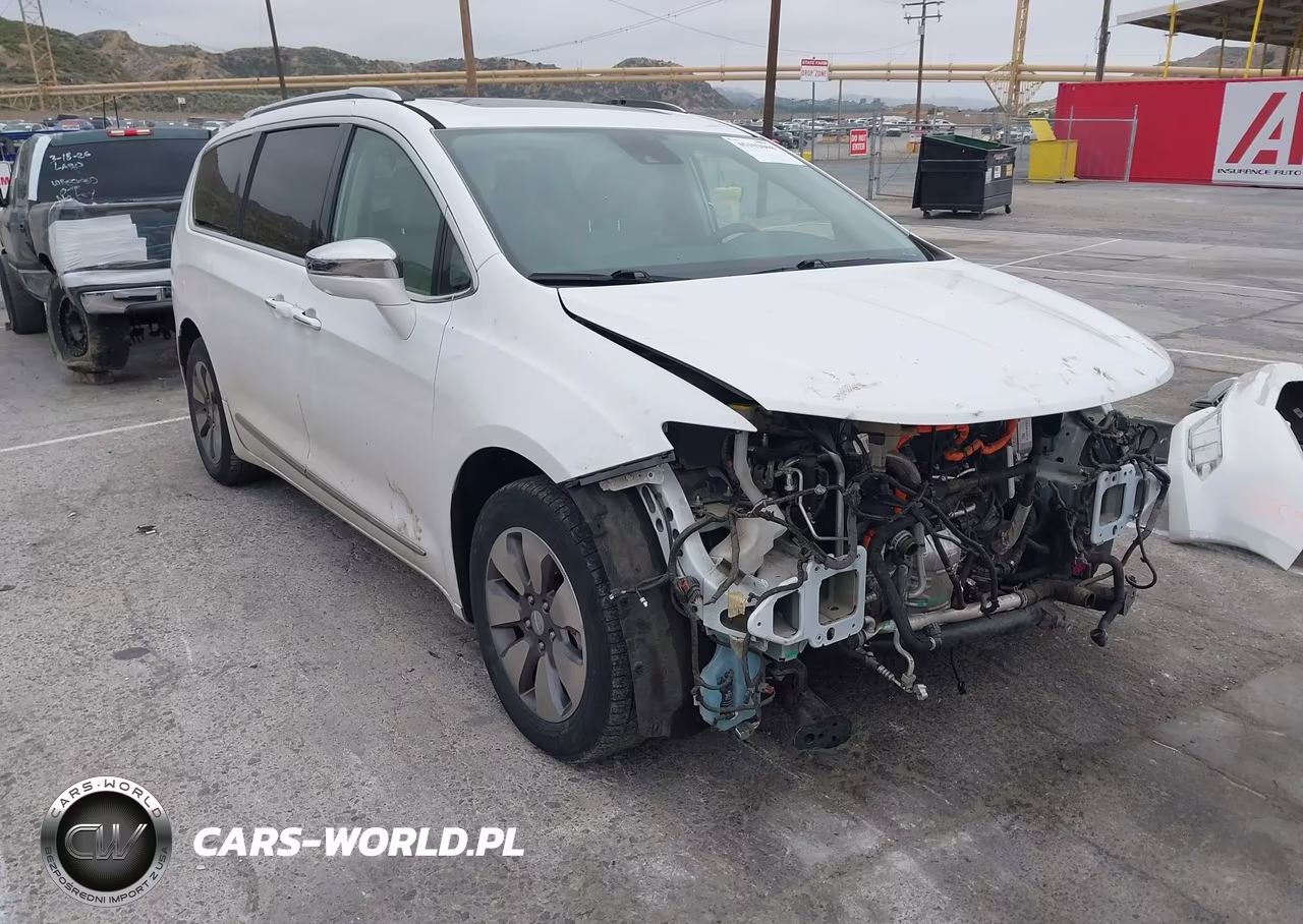 2017 Chrysler Pacifica Hybrid Platinum – zdjęcie 1 z 18