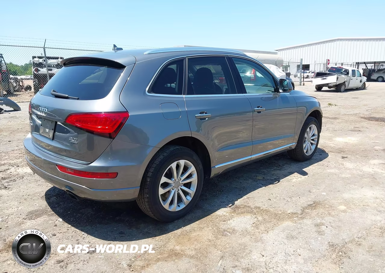 2017 Audi Q5 2.0T Premium VIN:WA1C2AFP6HA014163 - 4