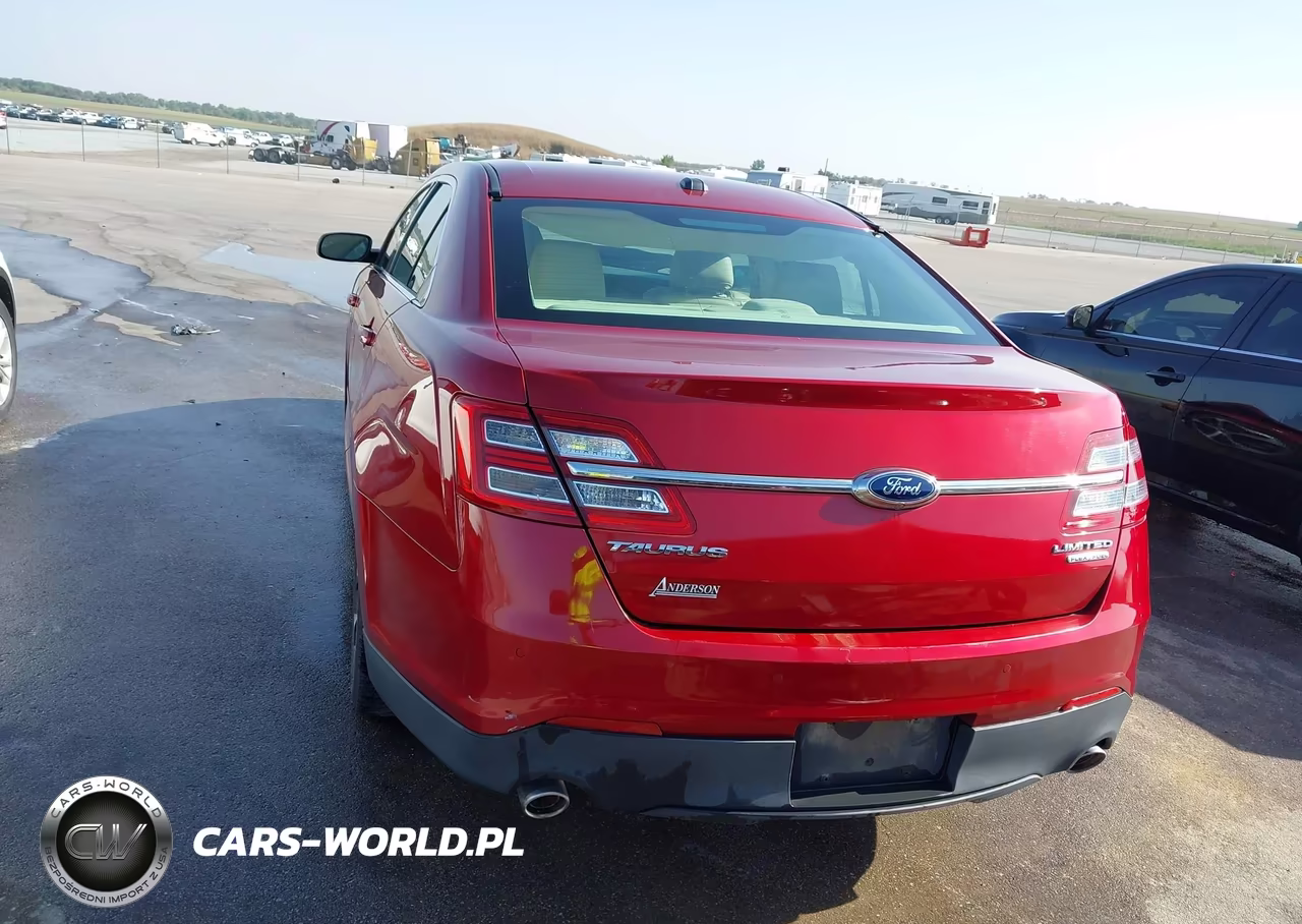 2015 Ford Taurus Limited VIN:1FAHP2F81FG101772 - 17