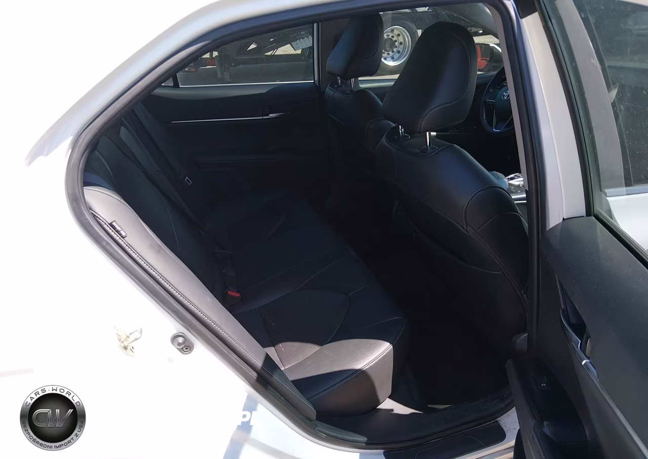 2020 Toyota Camry Xse VIN:4T1K61AKXLU935533 - 8