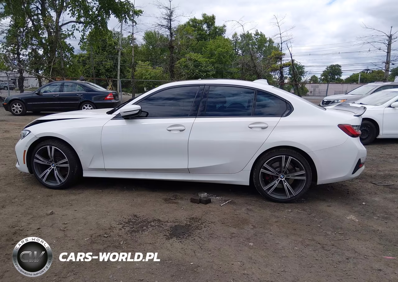 2022 BMW 330I xDrive VIN:3MW5R7J08N8C25053 - 14