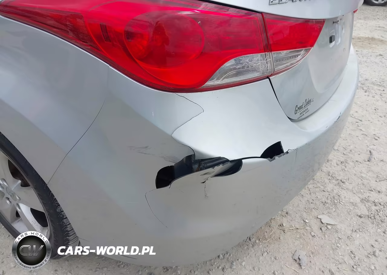 2013 Hyundai Elantra Gls VIN:5NPDH4AEXDH342012 - 17