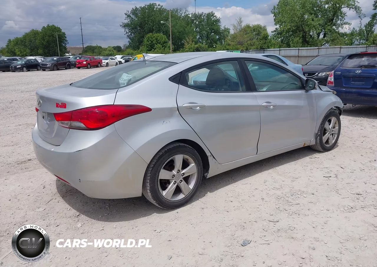 2013 Hyundai Elantra Gls VIN:5NPDH4AEXDH342012 - 4