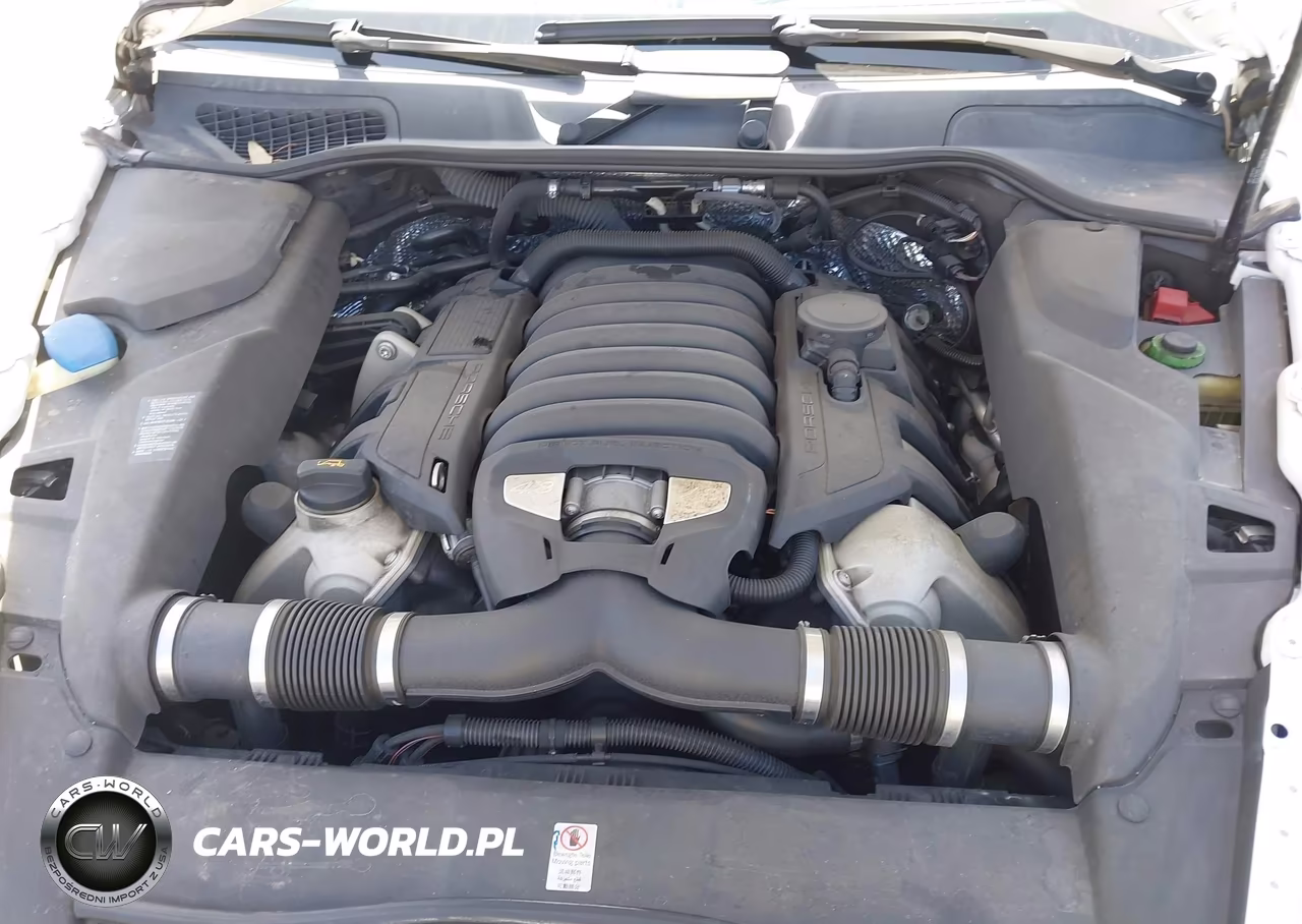 2013 Porsche Cayenne Gts VIN:WP1AD2A28DLA75407 - 10