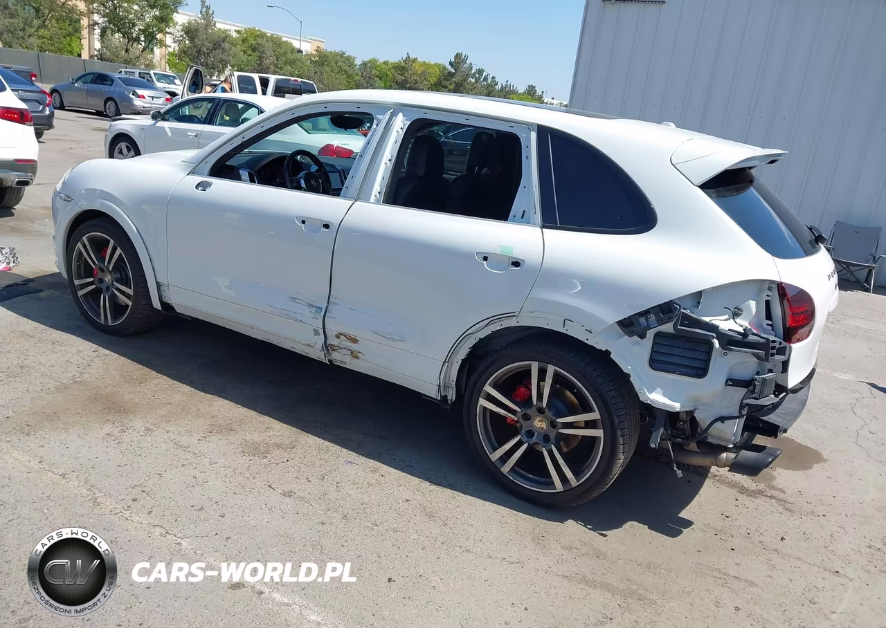 2013 Porsche Cayenne Gts VIN:WP1AD2A28DLA75407 - 3