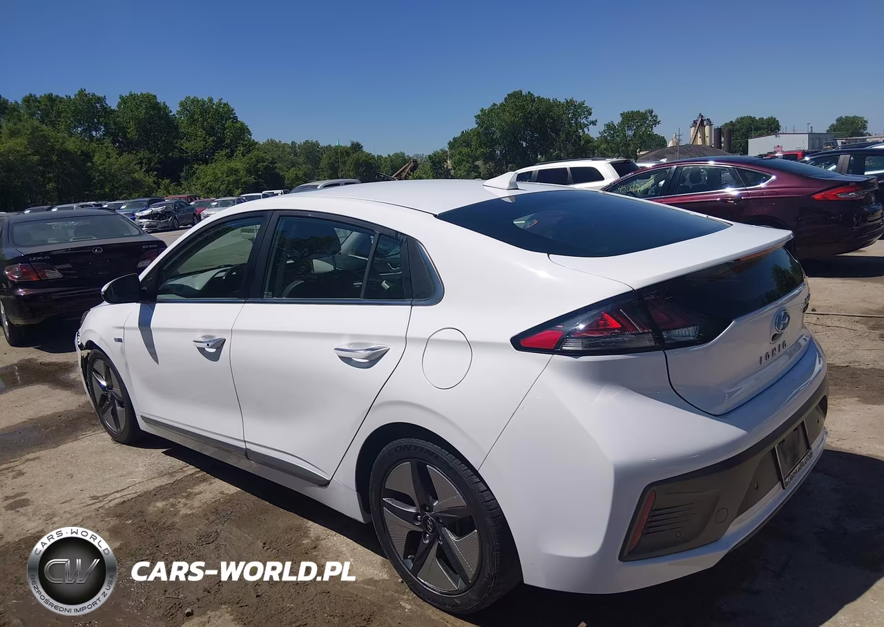 2020 Hyundai Ioniq Hybrid Limited VIN:KMHC05LC4LU212540 - 3