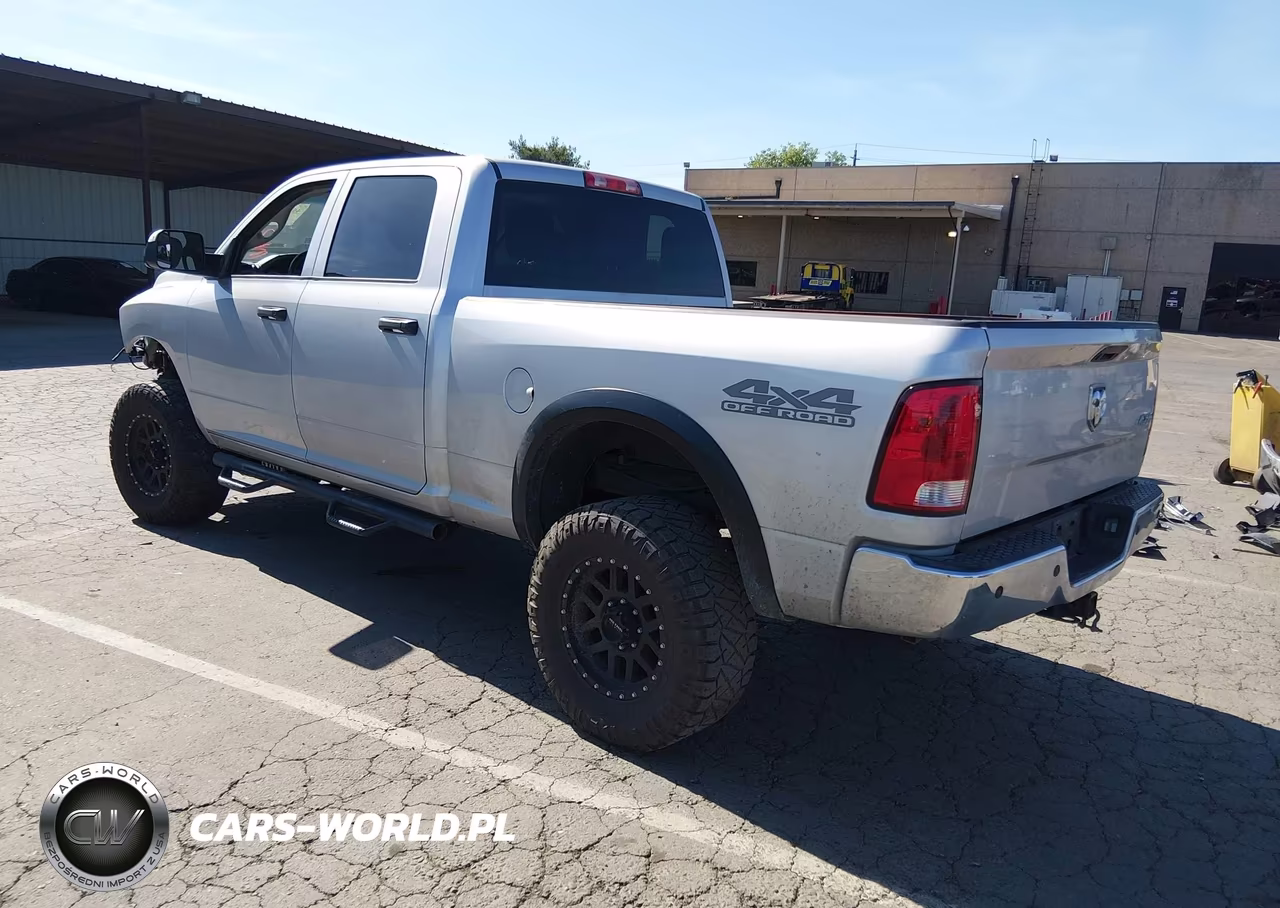 2017 Ram 2500 Tradesman 4X4 6'4 Box VIN:3C6UR5CL0HG720911 - 3