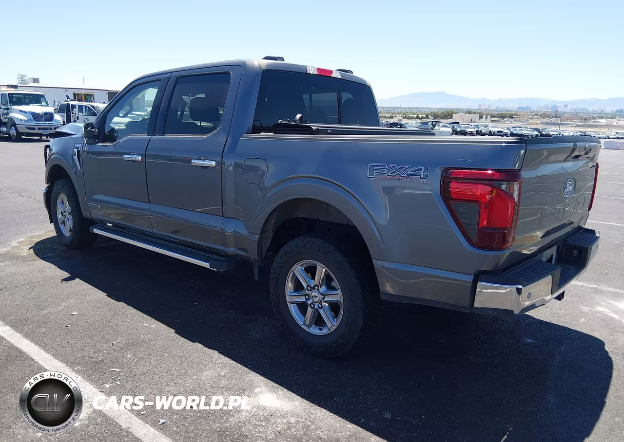 2025 Ford F-150 Xlt VIN:1FTFW3LD9SFA39663 - 3