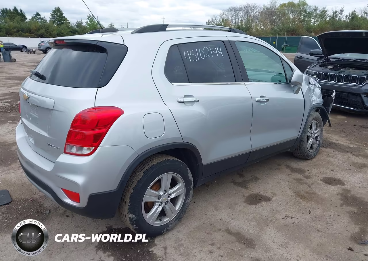 2019 Chevrolet Trax Lt VIN:KL7CJLSB7KB751286 - 4