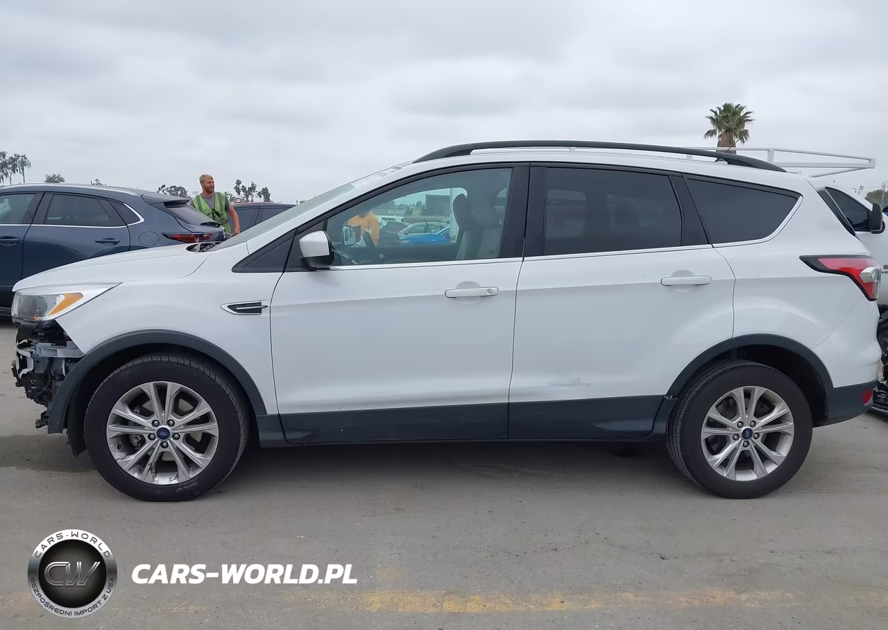 2018 Ford Escape Se VIN:1FMCU0GD6JUB86059 - 15