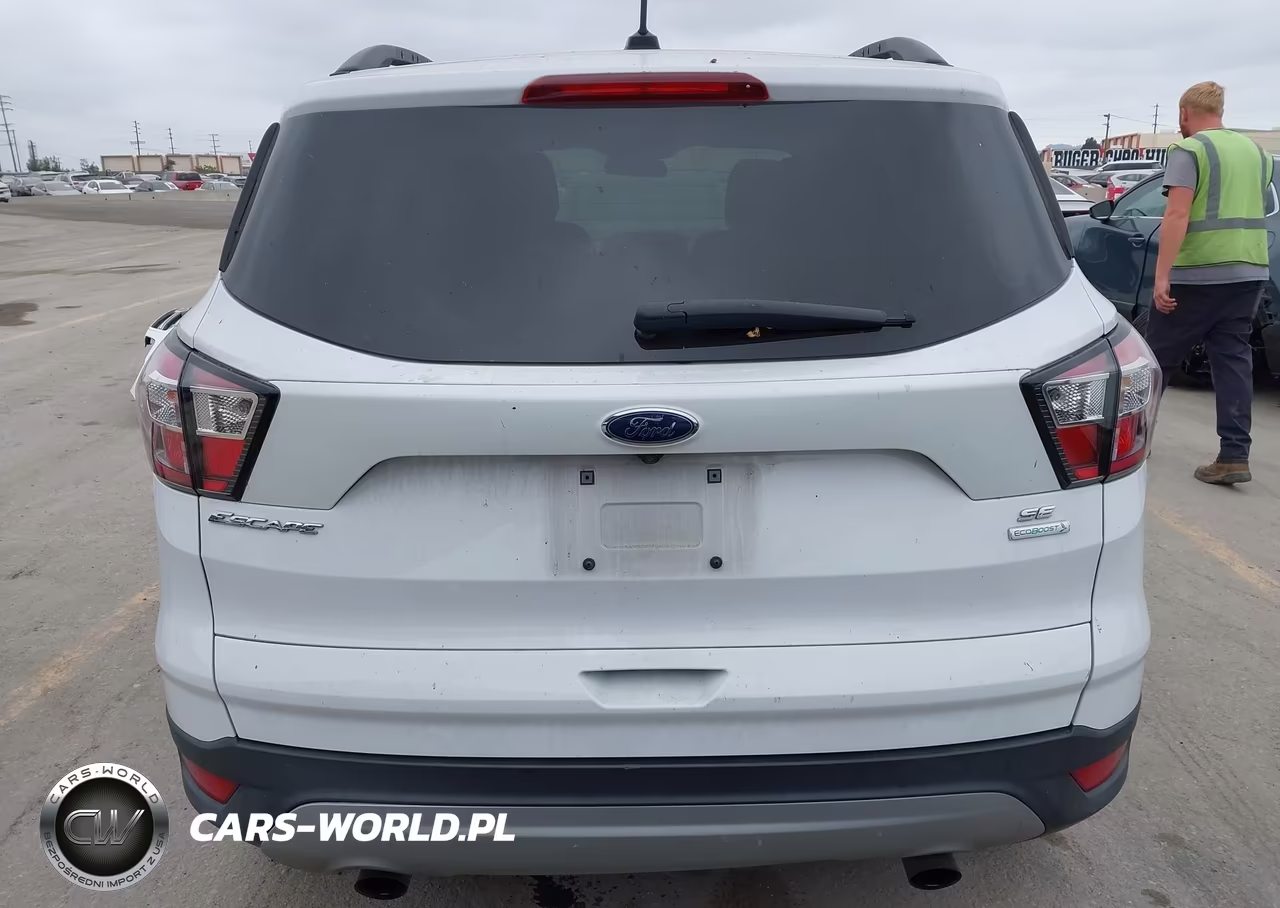 2018 Ford Escape Se VIN:1FMCU0GD6JUB86059 - 17