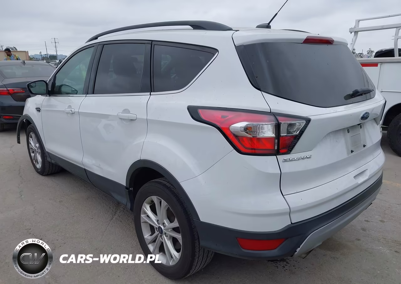 2018 Ford Escape Se VIN:1FMCU0GD6JUB86059 - 3