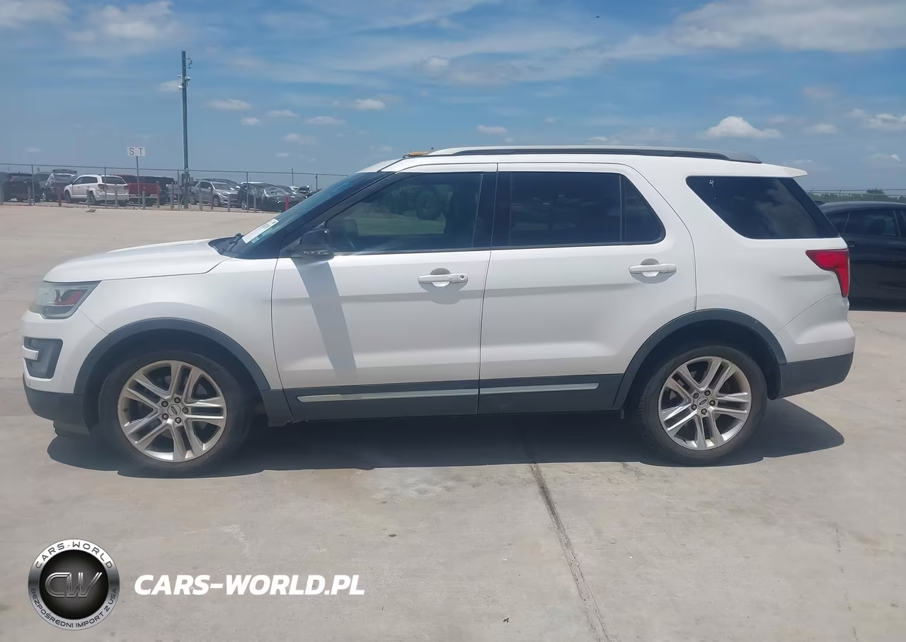 2016 Ford Explorer Xlt VIN:1FM5K7D86GGD25984 - 14