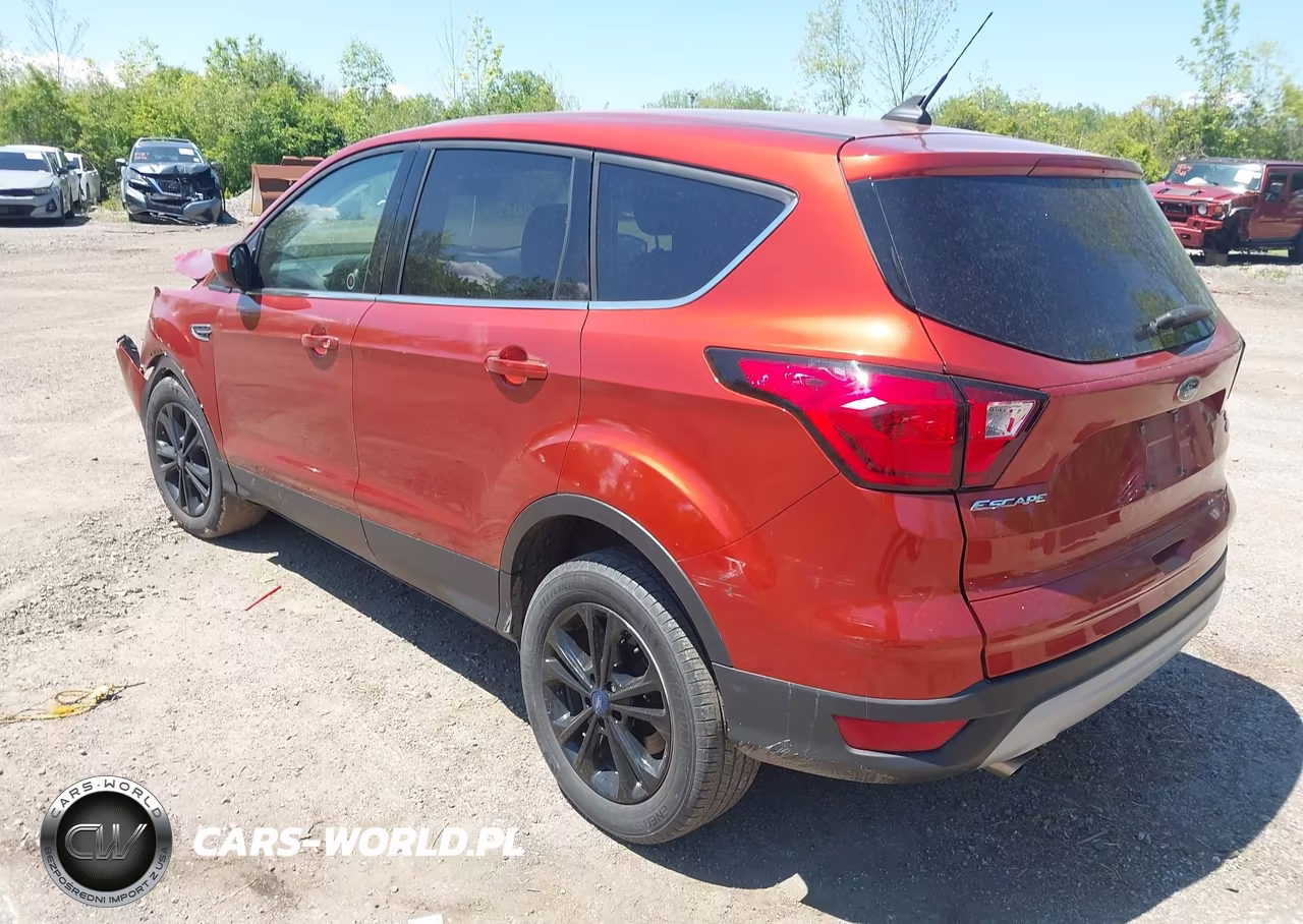 2019 Ford Escape Se VIN:1FMCU0GD7KUB68493 - 3