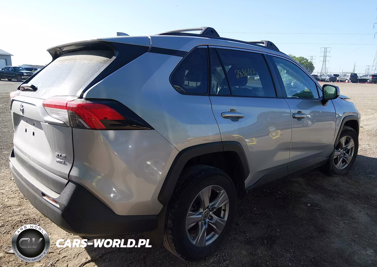 2022 Toyota Rav4 Xle VIN:2T3P1RFV3NW288697 - 4
