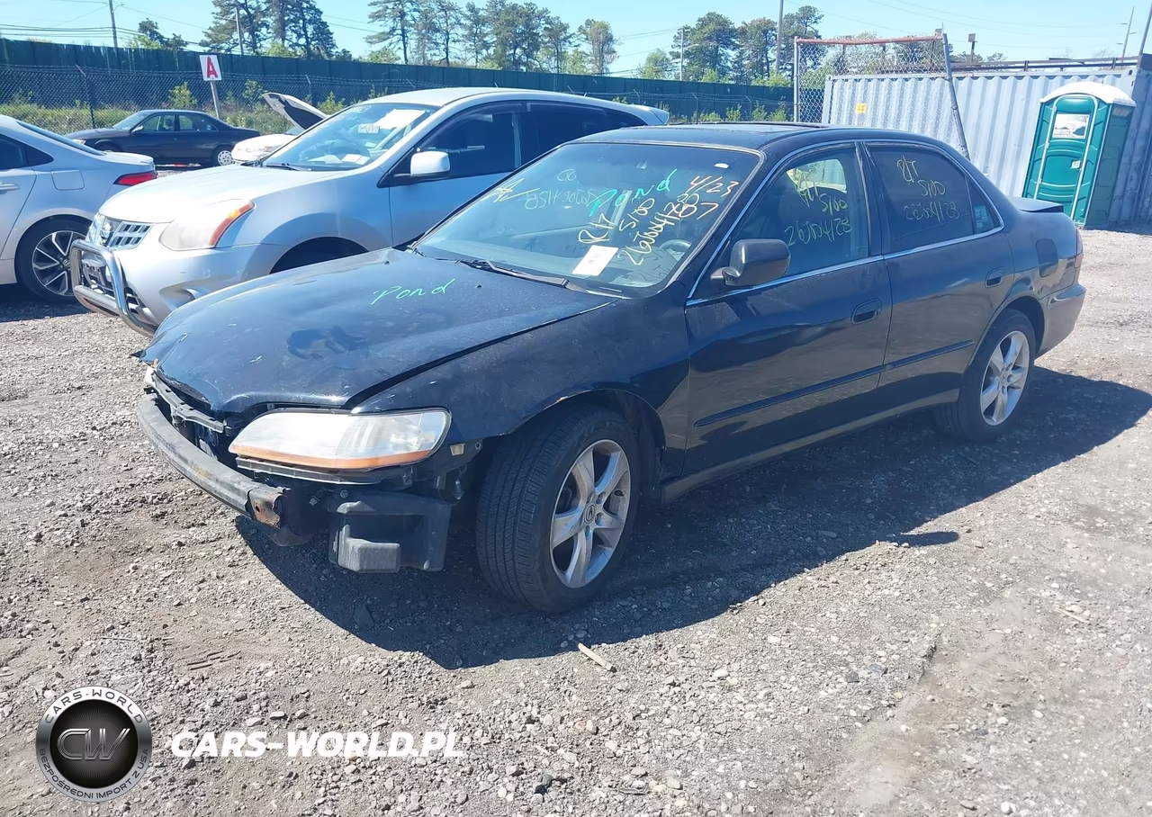 2000 Honda Accord 3.0 Ex VIN:1HGCG1653YA039500 - 2