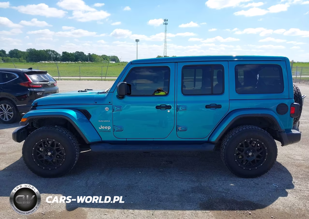 2019 Jeep Wrangler Unlimited Sahara 4X4 VIN:1C4HJXEN5KW690700 - 15