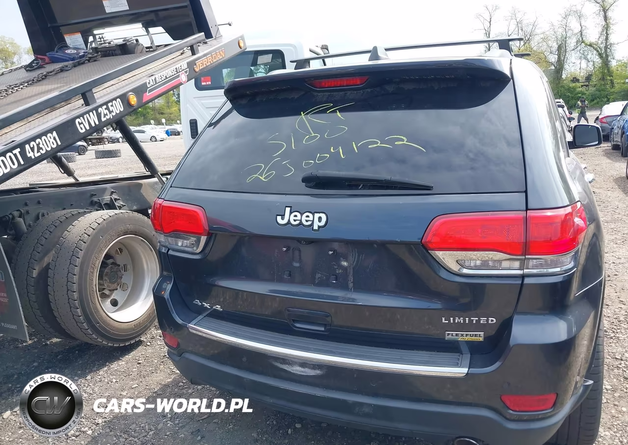2015 Jeep Grand Cherokee Limited VIN:1C4RJFBG3FC858605 - 15