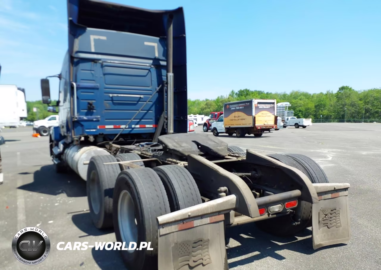 2015 Volvo Vn Vnl VIN:4V4NC9KJ3FN913729 - 3