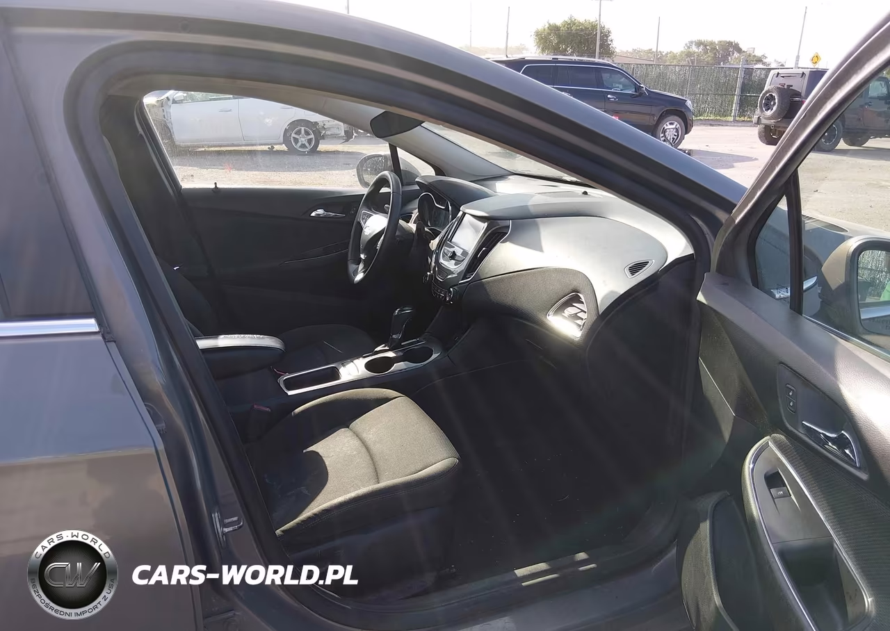 2017 Chevrolet Cruze Lt Auto VIN:1G1BE5SM6H7207687 - 5