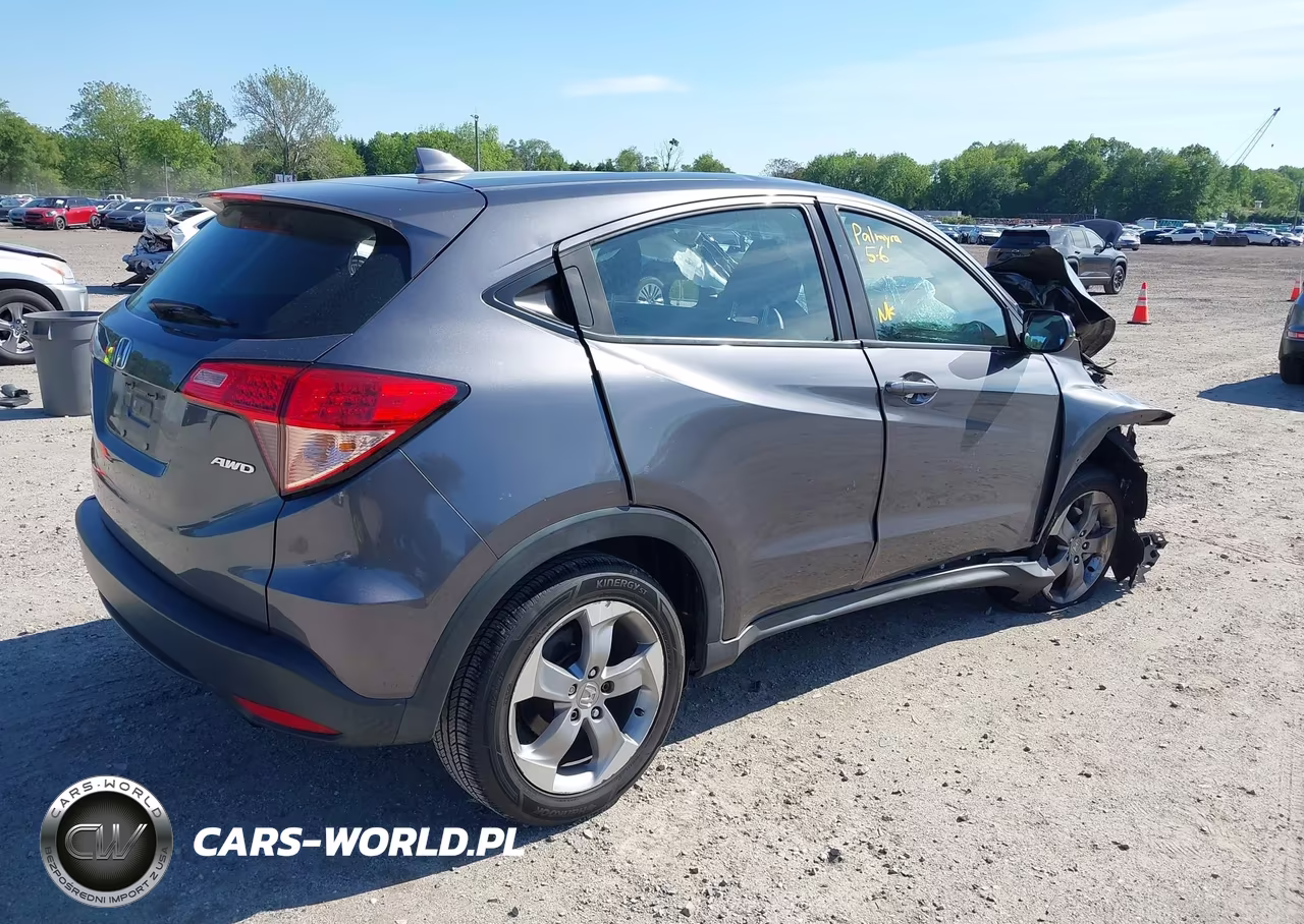2017 Honda Hr-V Lx VIN:3CZRU6H35HM704856 - 4