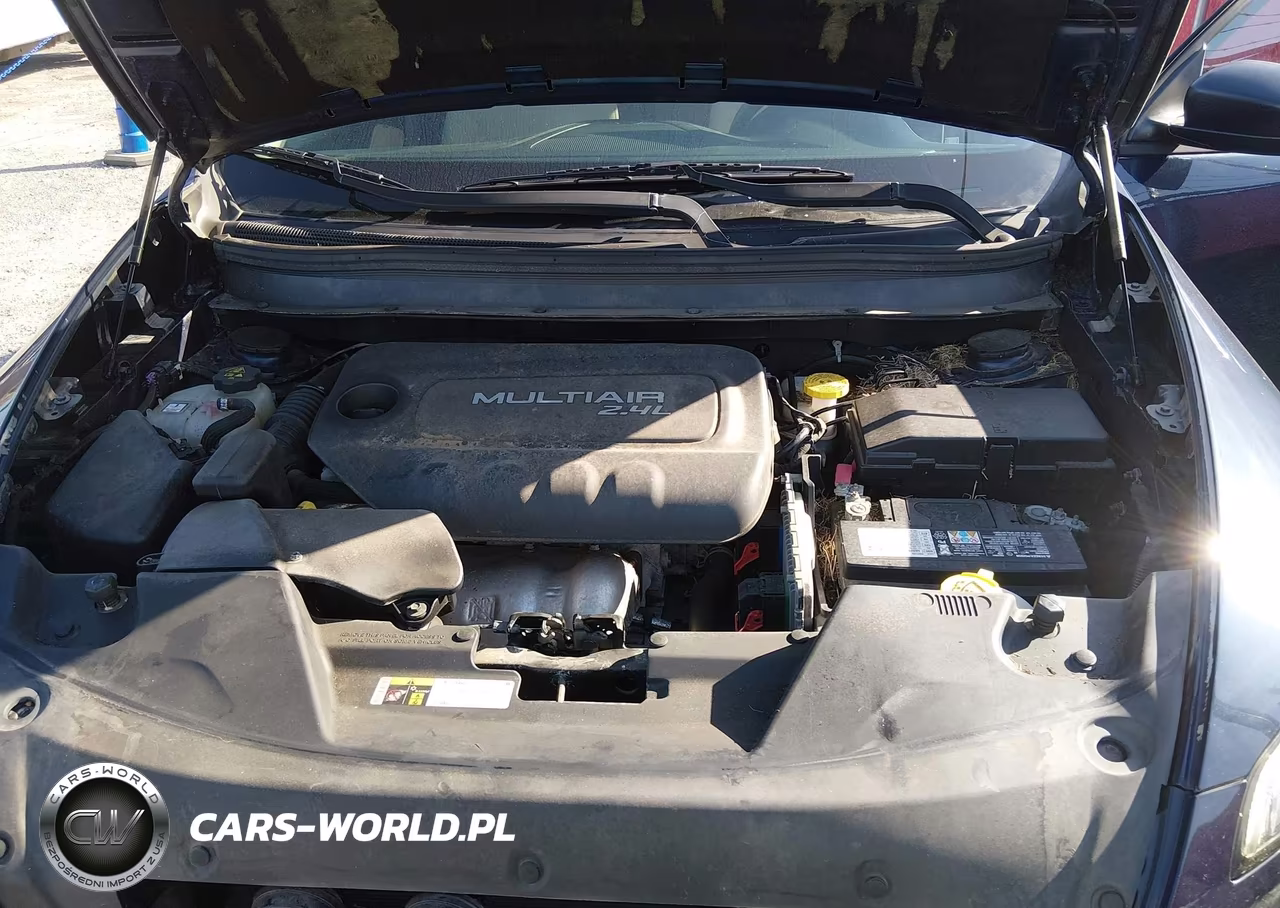 2016 Jeep Cherokee Sport VIN:1C4PJMAB4GW266941 - 10