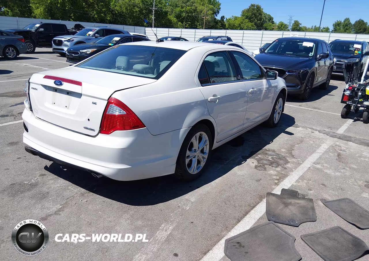 2012 Ford Fusion Se VIN:3FAHP0HG5CR445909 - 4