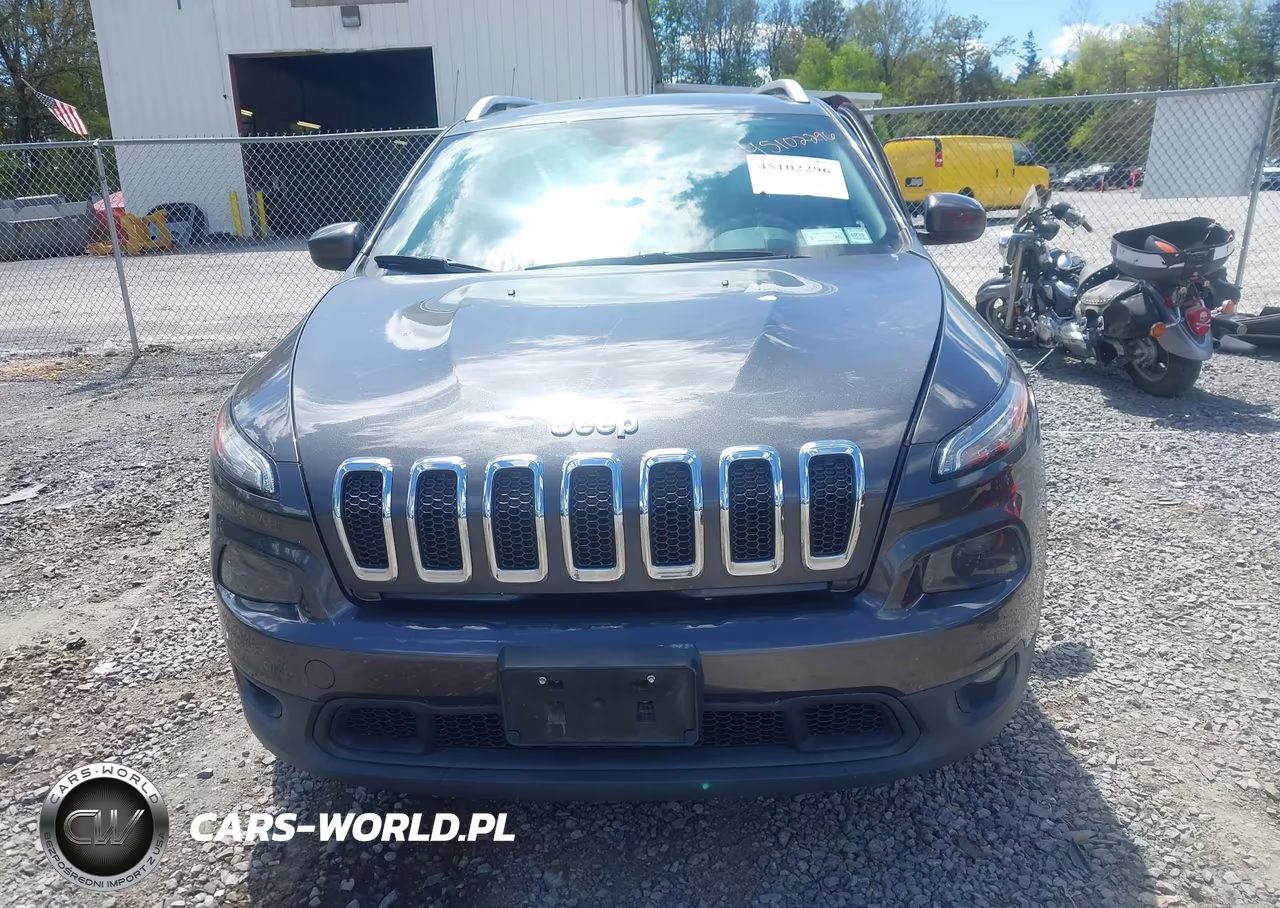 2015 Jeep Cherokee Latitude VIN:1C4PJMCS0FW513898 - 12