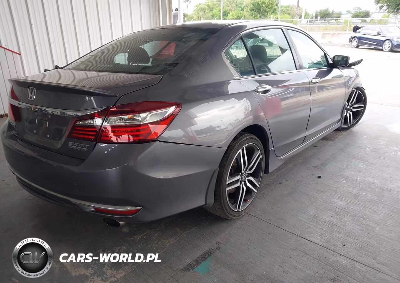 2017 Honda Accord Sport Se VIN:1HGCR2F14HA256602 - 4