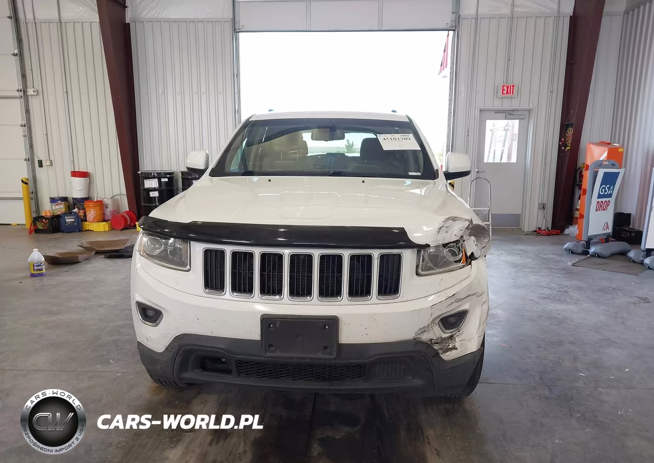 2015 Jeep Grand Cherokee Laredo VIN:1C4RJFAG1FC182785 - 12