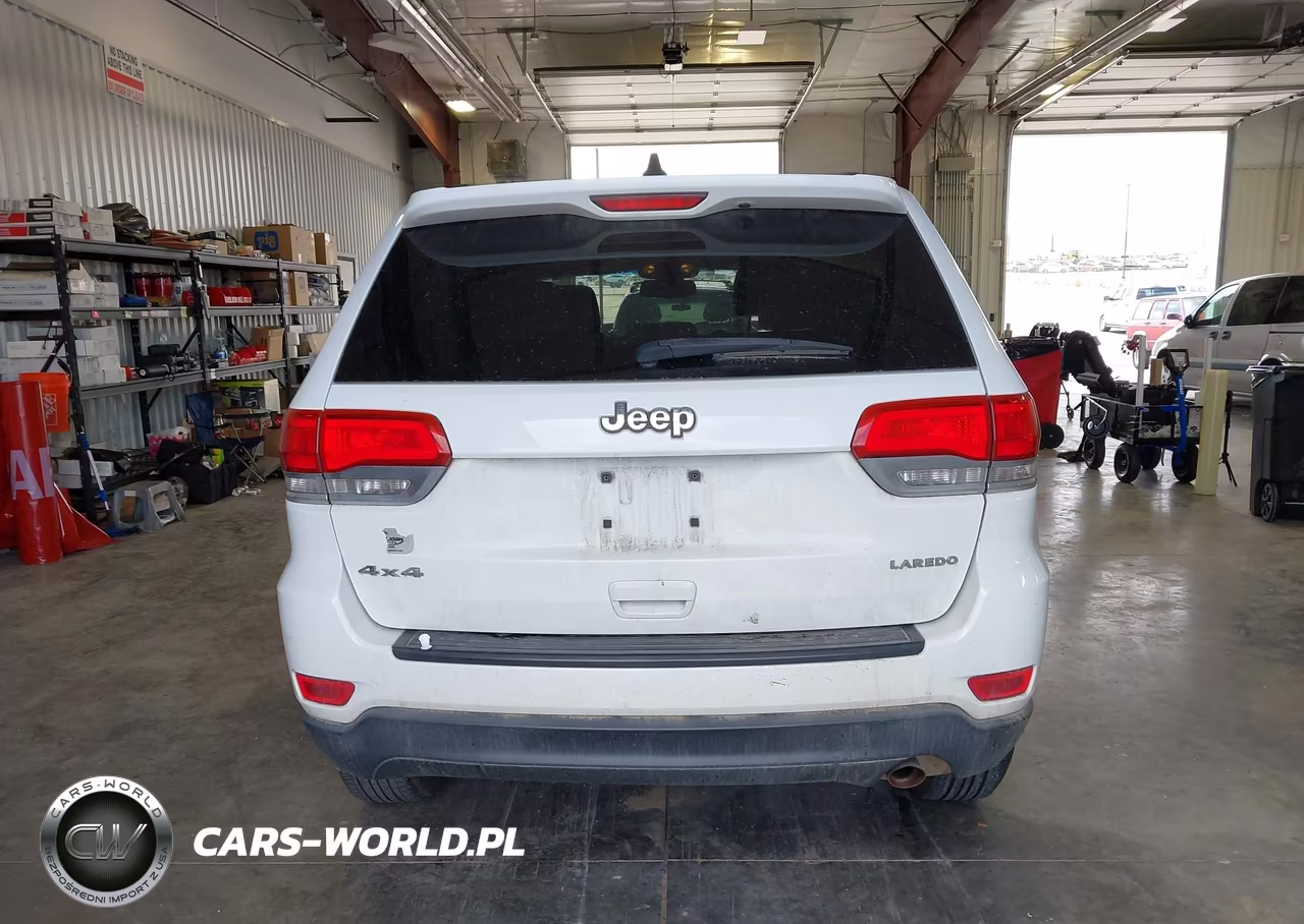 2015 Jeep Grand Cherokee Laredo VIN:1C4RJFAG1FC182785 - 16