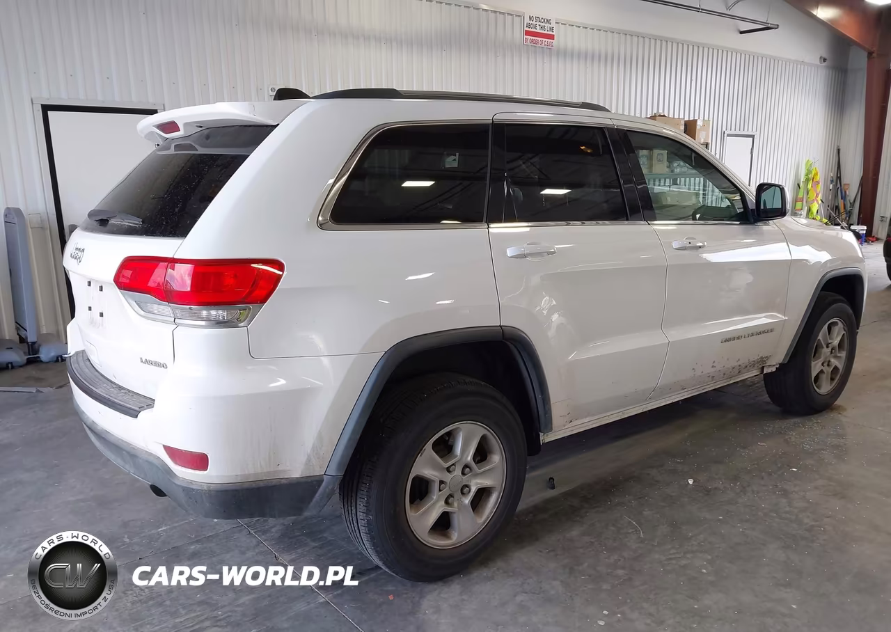 2015 Jeep Grand Cherokee Laredo VIN:1C4RJFAG1FC182785 - 4