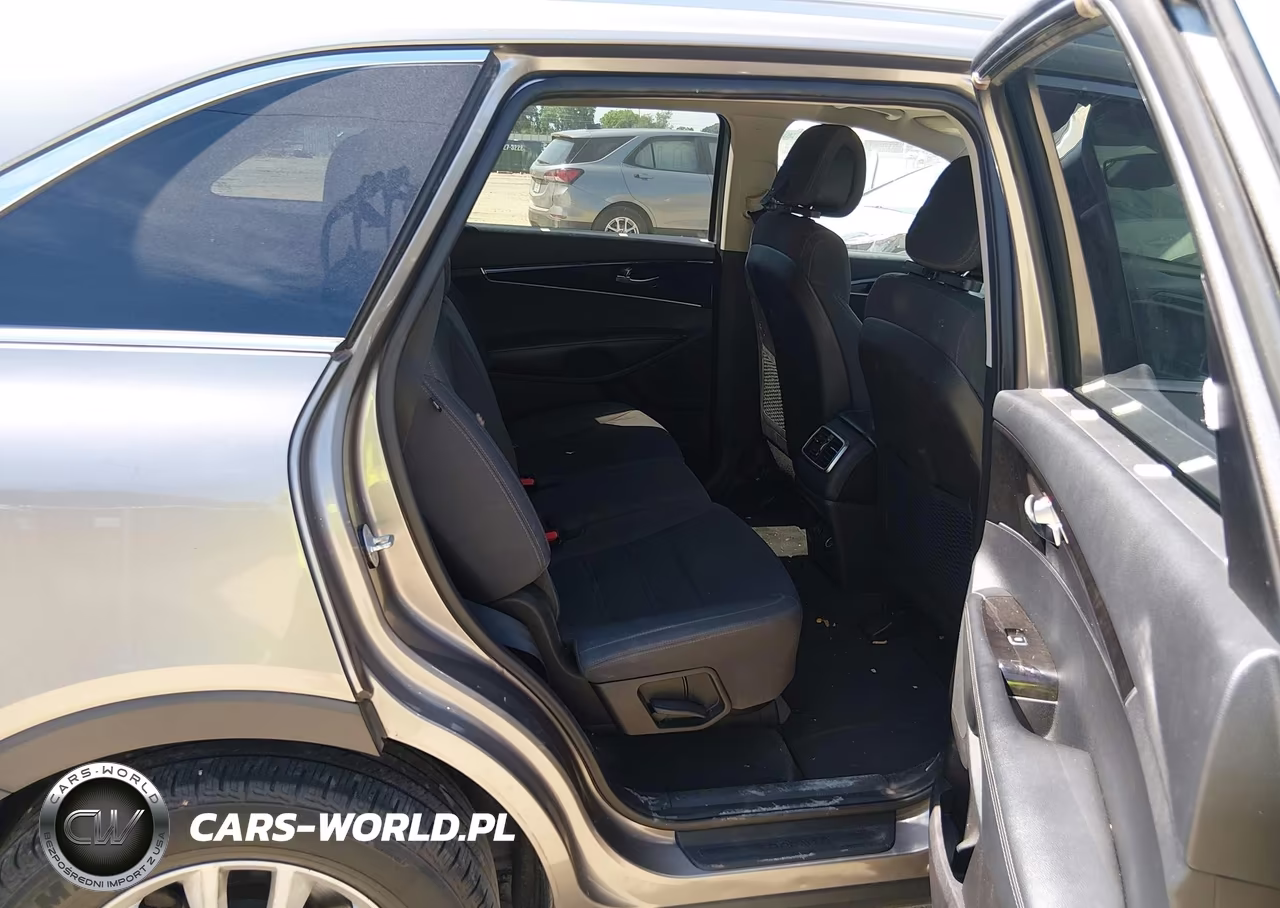 2016 Kia Sorento 2.4L Lx VIN:5XYPGDA39GG044142 - 8