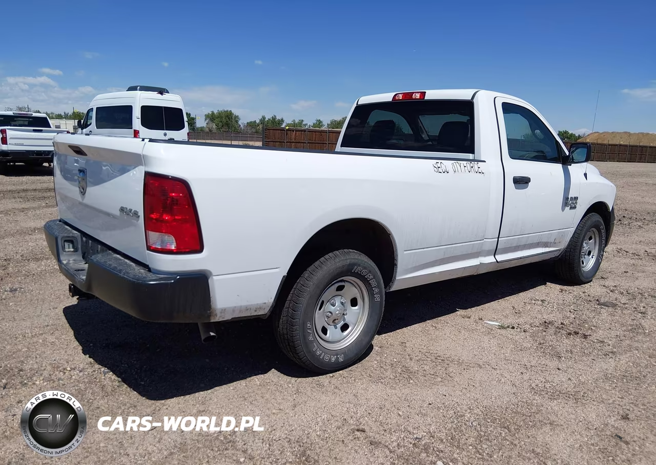 2020 Ram 1500 Classic Tradesman 4X4 8' Box VIN:3C6JR7DG3LG270163 - 4
