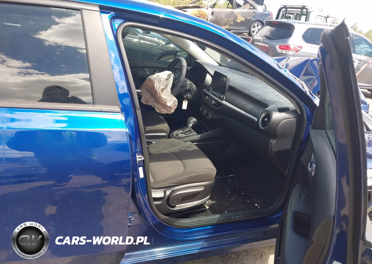 2020 Kia Forte Lxs VIN:3KPF24AD4LE191740 - 5