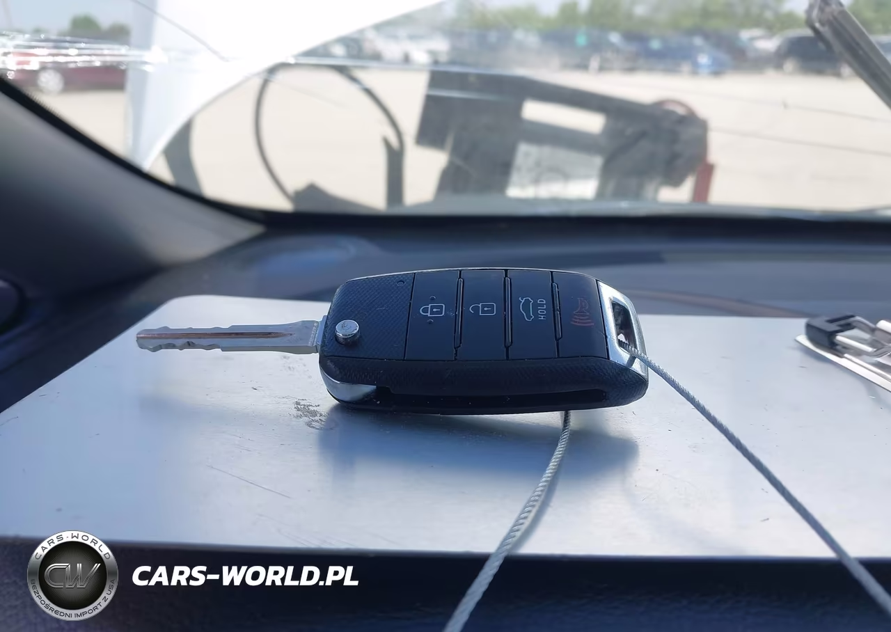 2017 Kia Forte Lx VIN:3KPFK4A72HE125639 - 11