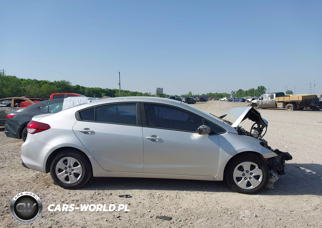 2017 Kia Forte Lx VIN:3KPFK4A72HE125639 - 14