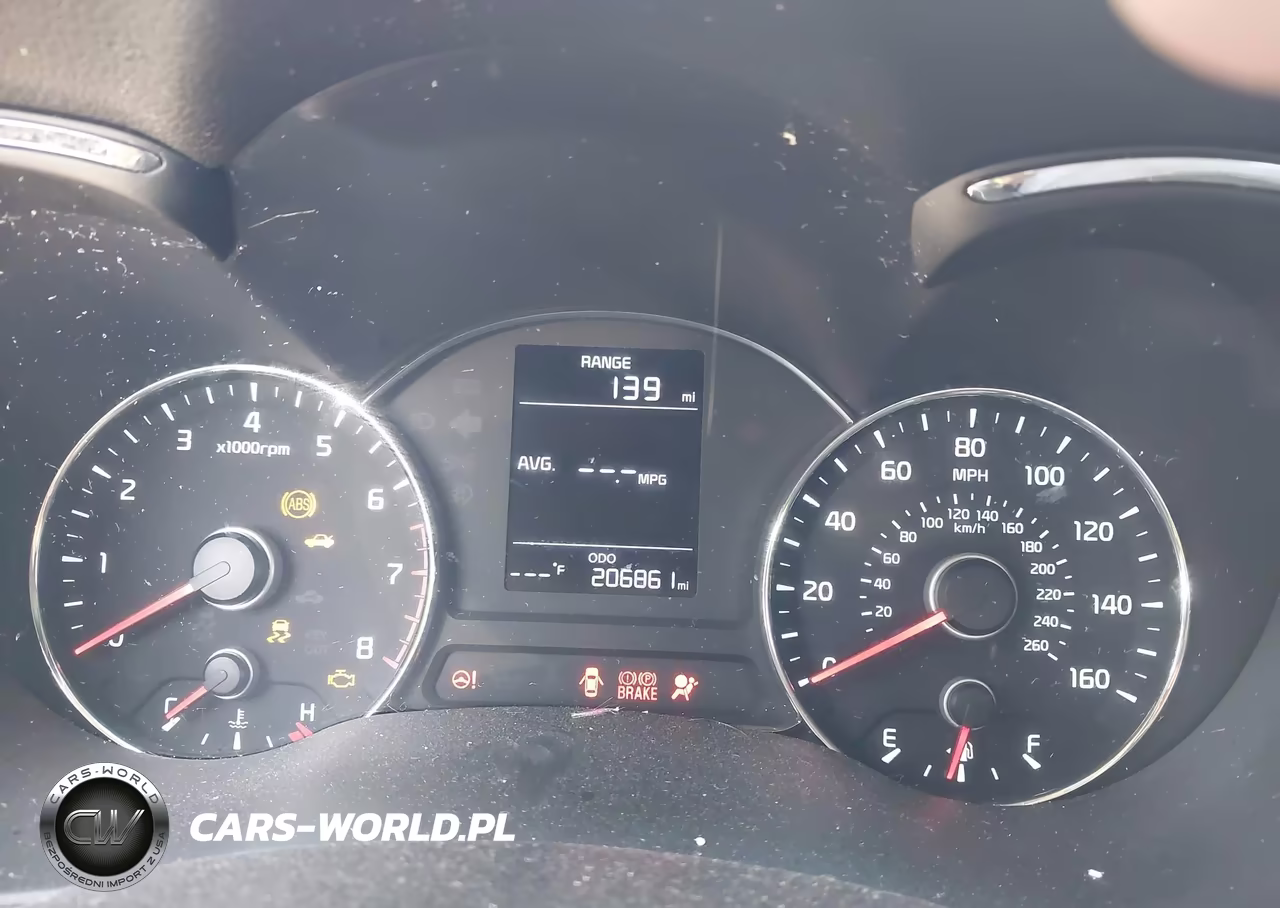 2017 Kia Forte Lx VIN:3KPFK4A72HE125639 - 7