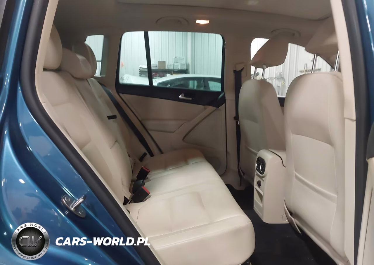 2017 Volkswagen Tiguan 2.0T Wolfsburg Edition VIN:WVGSV7AX8HW501589 - 8