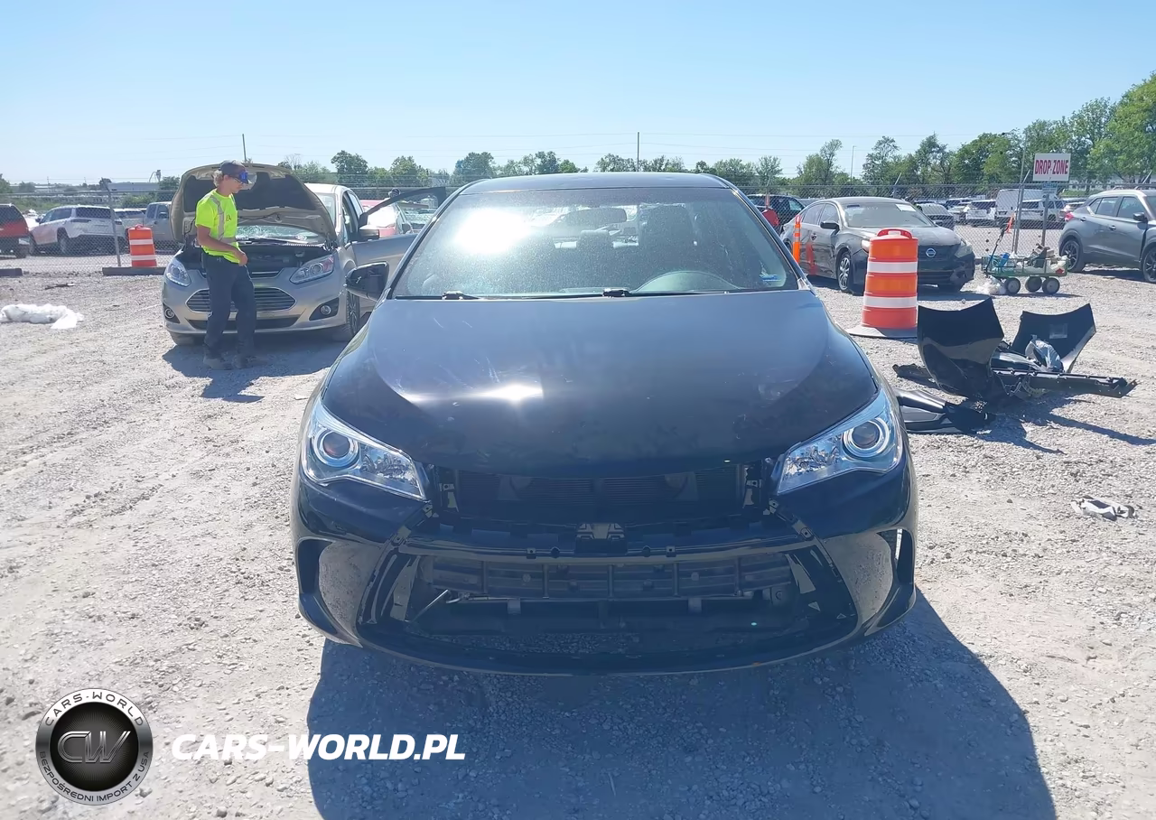 2015 Toyota Camry Se VIN:4T1BF1FKXFU101131 - 13