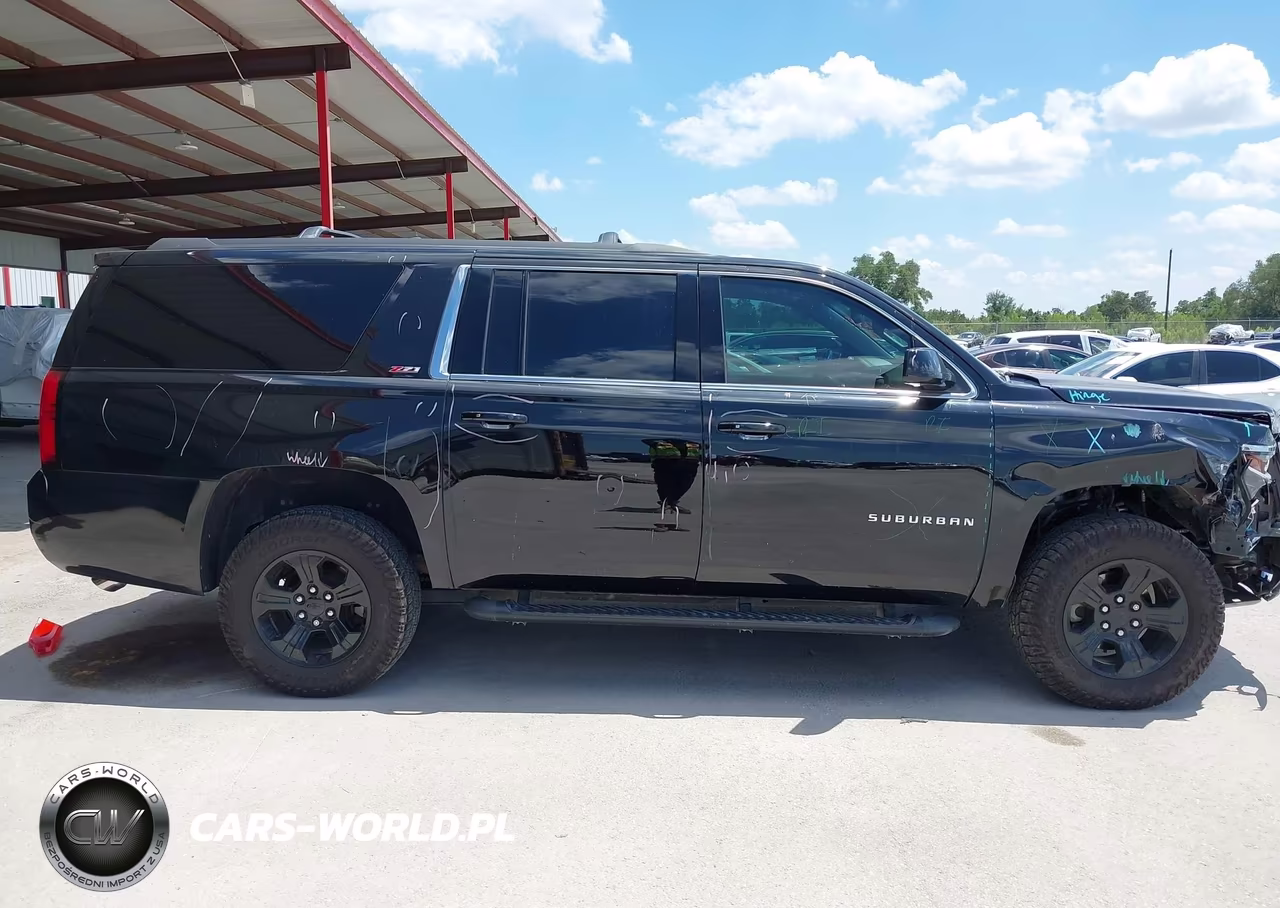 2018 Chevrolet Suburban Lt VIN:1GNSKHKC7JR342588 - 13