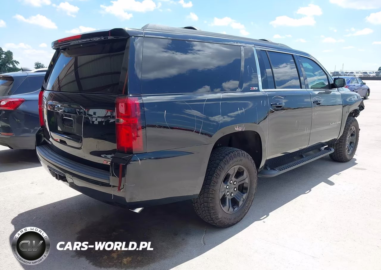2018 Chevrolet Suburban Lt VIN:1GNSKHKC7JR342588 - 4